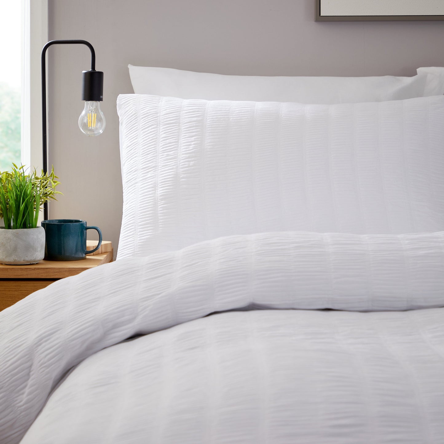 OLIVIA ROCCO Duvet Cover Belgravia White Duvet Cover Set Wholesale Manchester UK