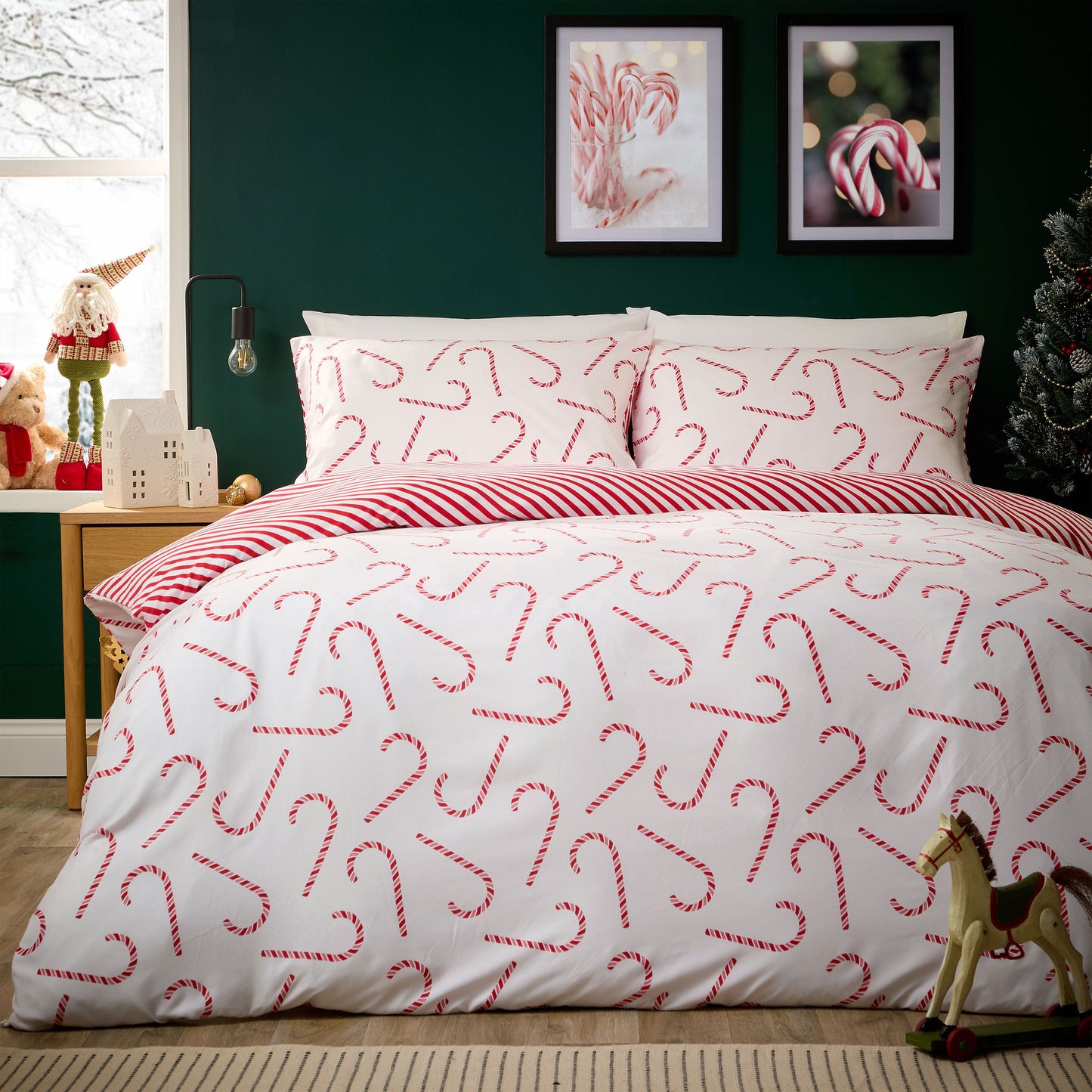 OLIVIA ROCCO Duvet Cover CANDY CANE RED / SINGLE Christmas Duvet Cover Sets Wholesale Manchester UK