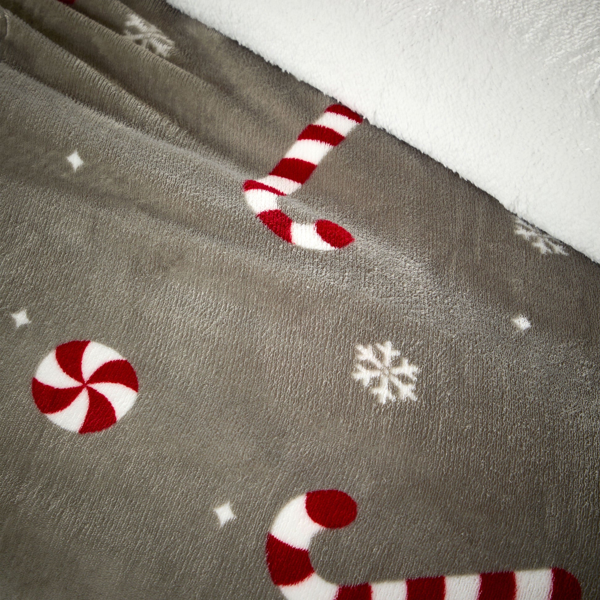 OLIVIA ROCCO Duvet Cover Candy Cane Teddy Fleece Duvet Cover Set Wholesale Manchester UK