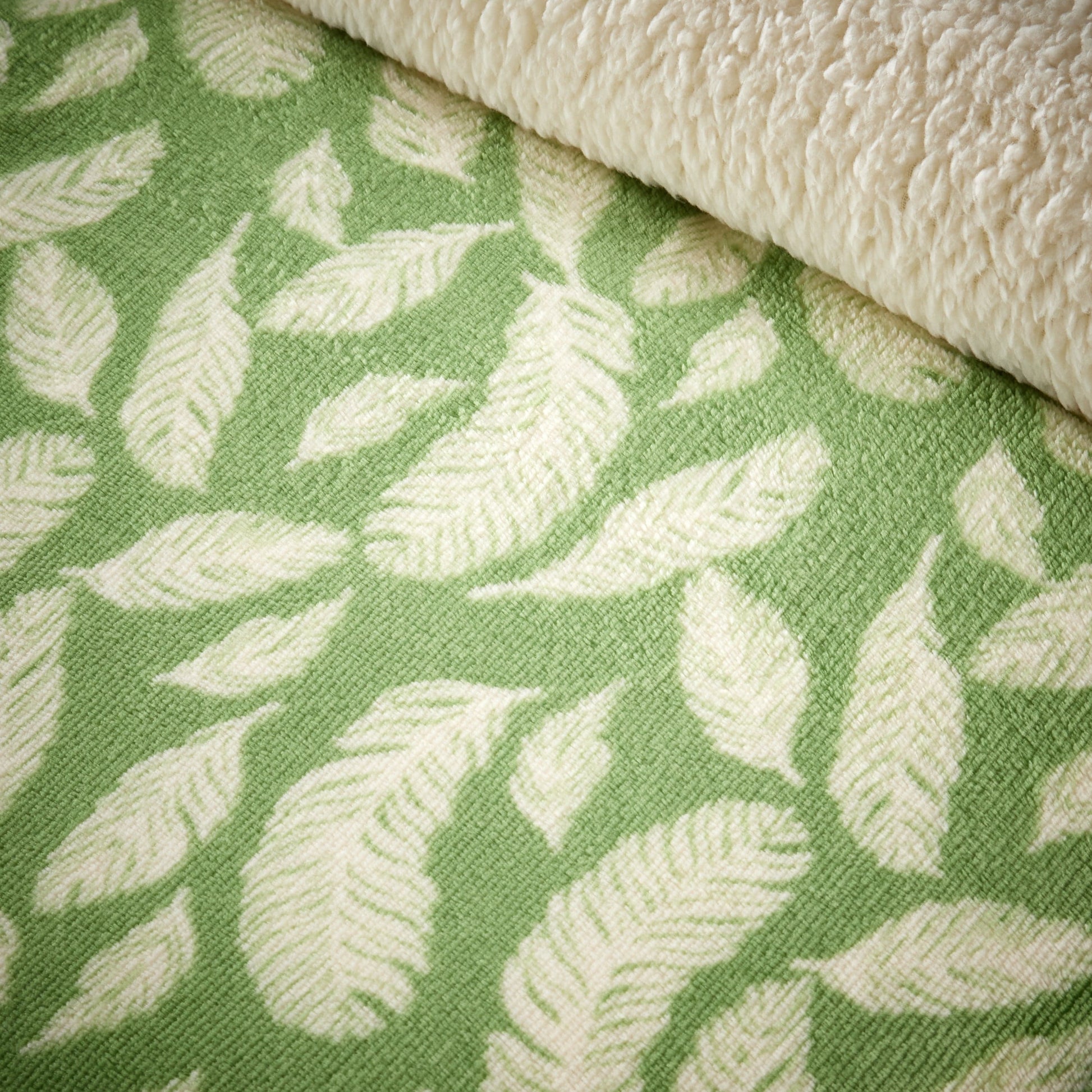 OLIVIA ROCCO Duvet Cover Floral Leaves Printed Teddy Duvet Sets With Reversible Sherpa Fleece Fur Wholesale Manchester UK