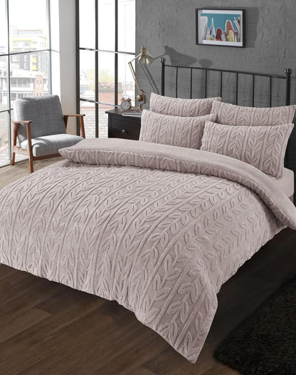 OLIVIA ROCCO Duvet Cover Leaf Printed Teddy Duvet Sets With Reversible Sherpa Fleece Fur Wholesale Manchester UK