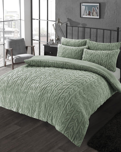 OLIVIA ROCCO Duvet Cover Leaf Printed Teddy Duvet Sets With Reversible Sherpa Fleece Fur Wholesale Manchester UK