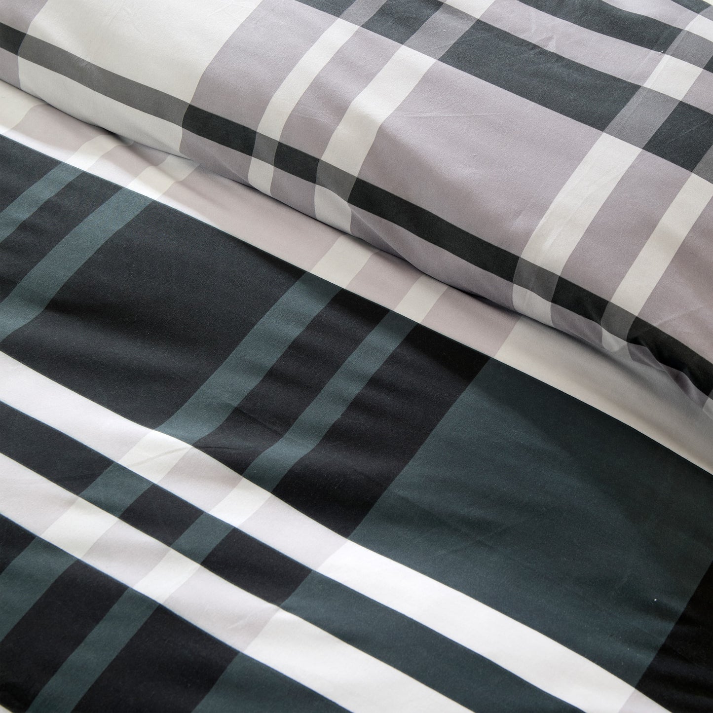 OLIVIA ROCCO Duvet Cover LOOMWORKS Dylan Check Black Grey Microfibre Duvet Cover Set Wholesale Manchester UK