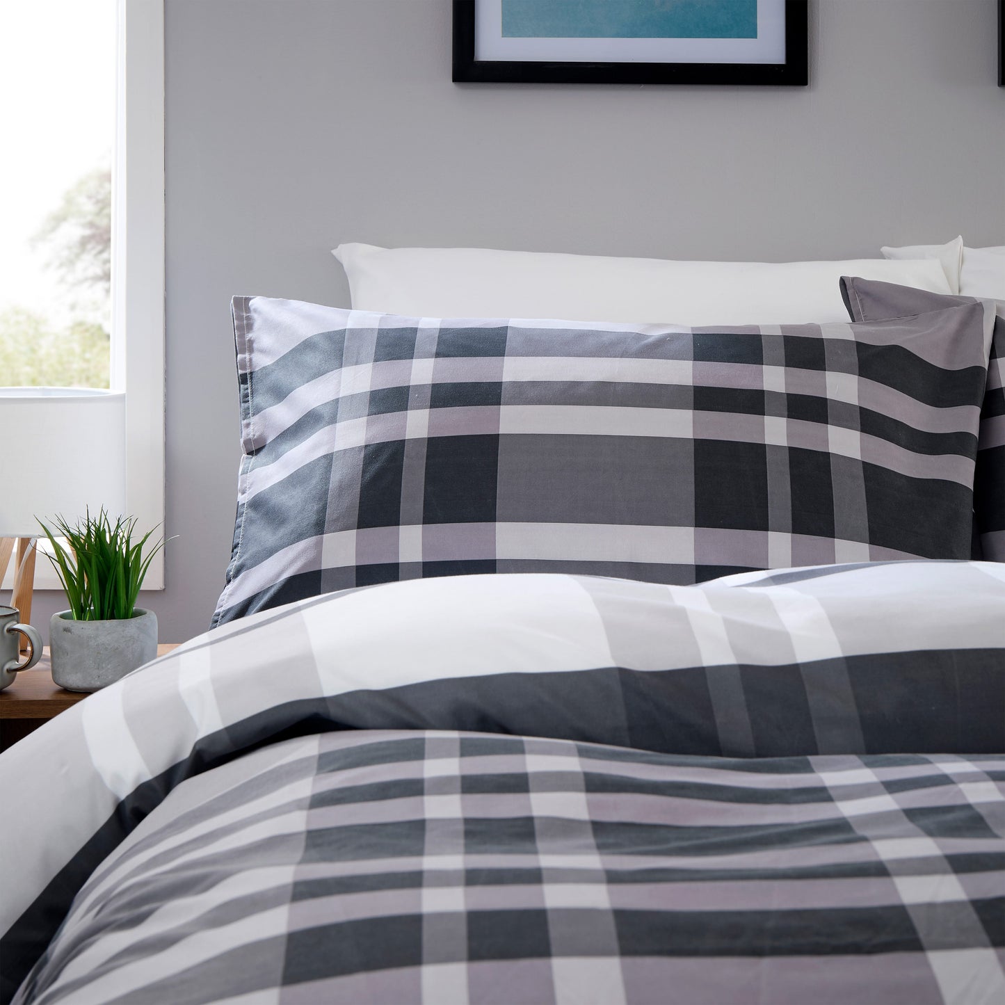 OLIVIA ROCCO Duvet Cover LOOMWORKS Dylan Check Black Grey Microfibre Duvet Cover Set Wholesale Manchester UK