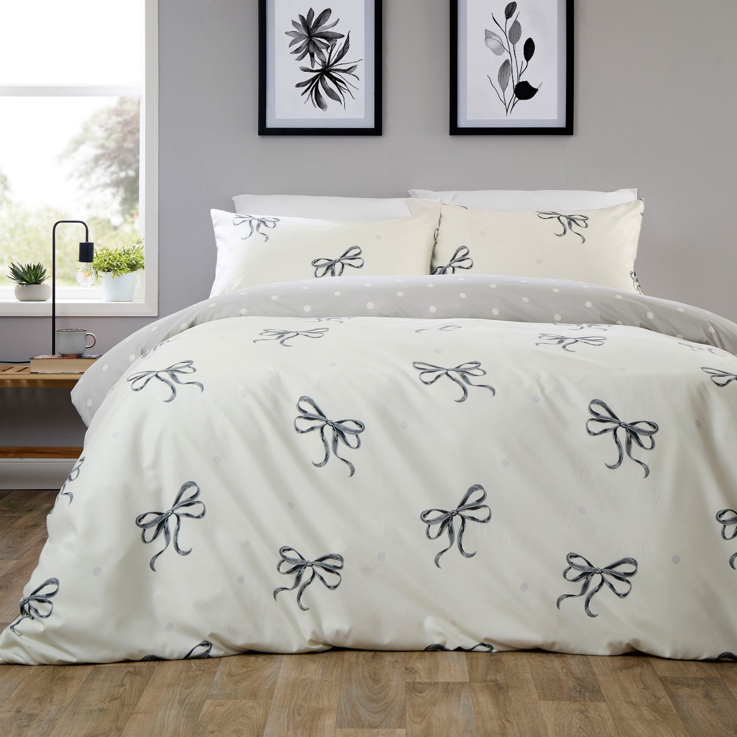 OLIVIA ROCCO Duvet Cover SINGLE LOOMWORKS Bows Black Microfibre Duvet Cover Set Wholesale Manchester UK