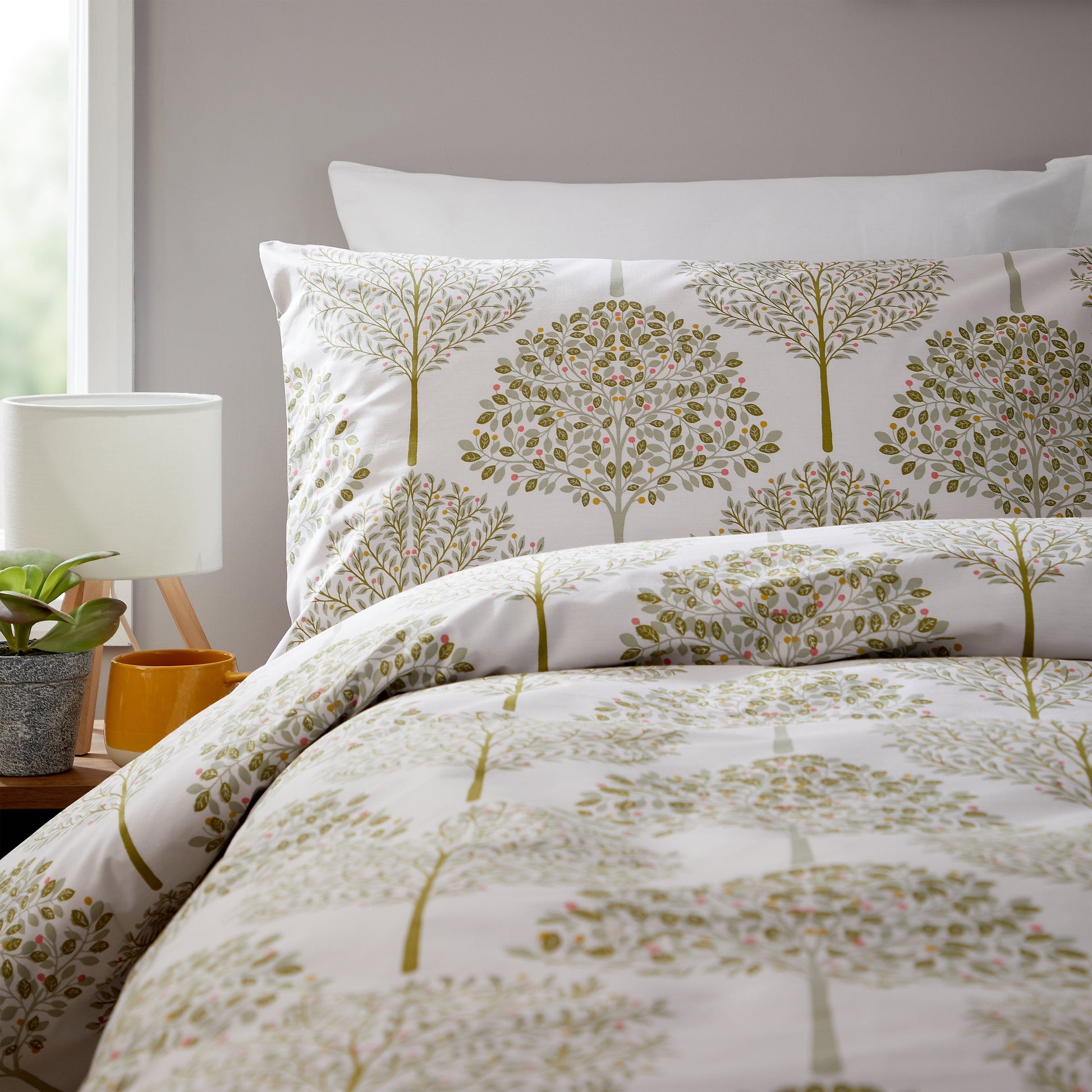 OLIVIA ROCCO Duvet Cover Sion Sage Green 200 Thread Count Cotton Duvet Cover Set Wholesale Manchester UK