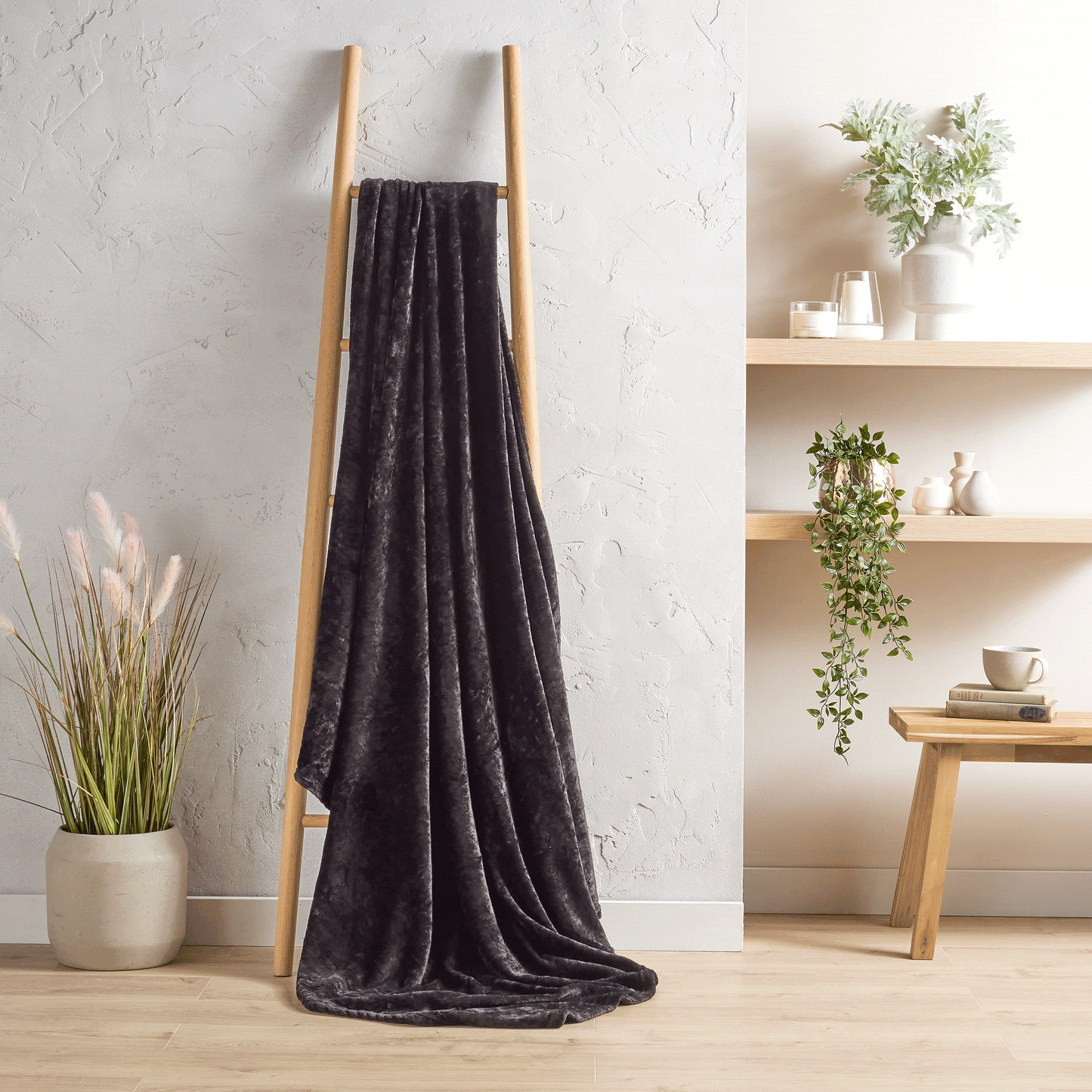 OLIVIA ROCCO Throw Flannel Fleece Throw Blanket Super Soft Warm Fluffy For Bed Sofa Couch Chair Wholesale Manchester UK