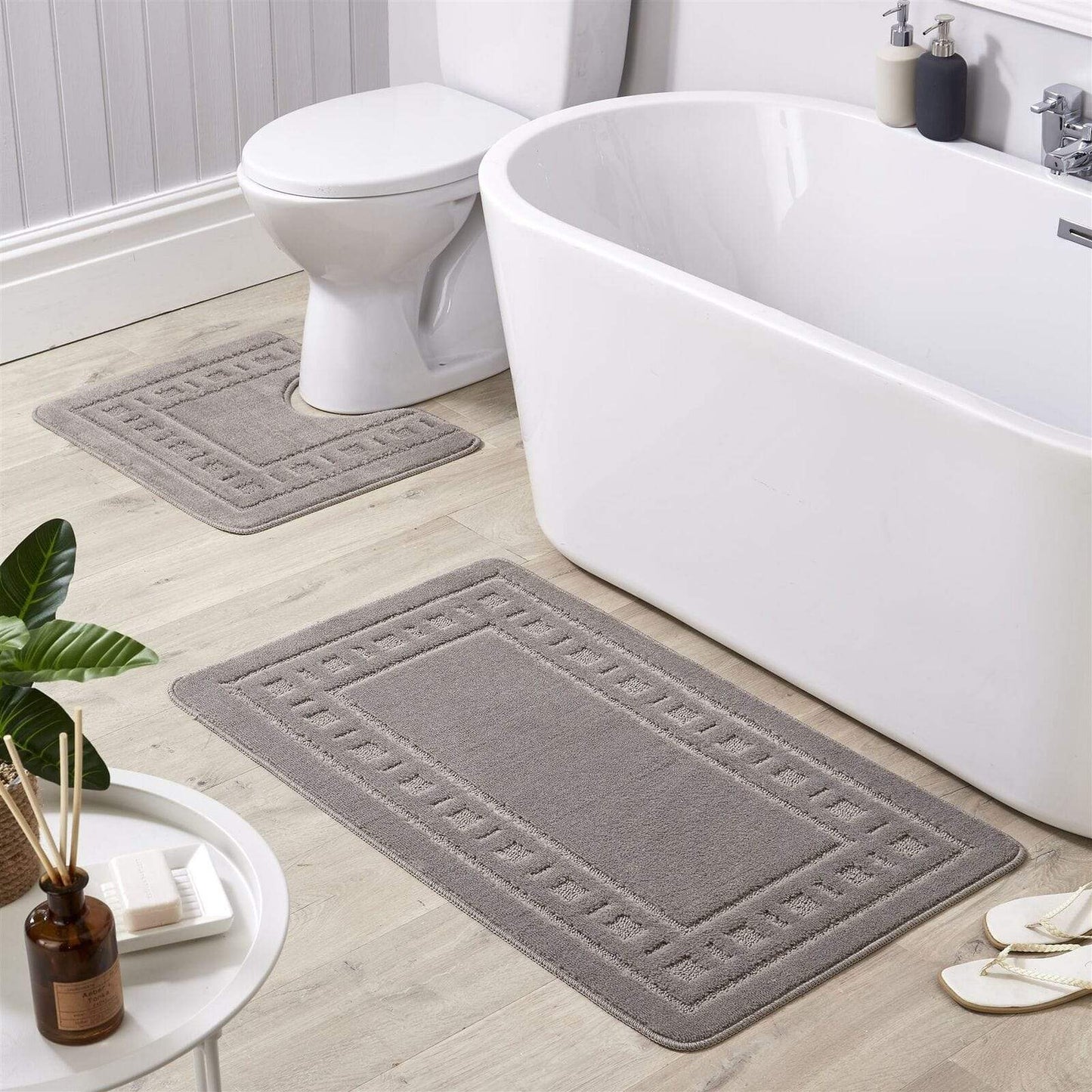 OLIVIA ROCCO basics Bath Mat SILVER Jumbo Miami Bath Mat Set Wholesale Manchester UK