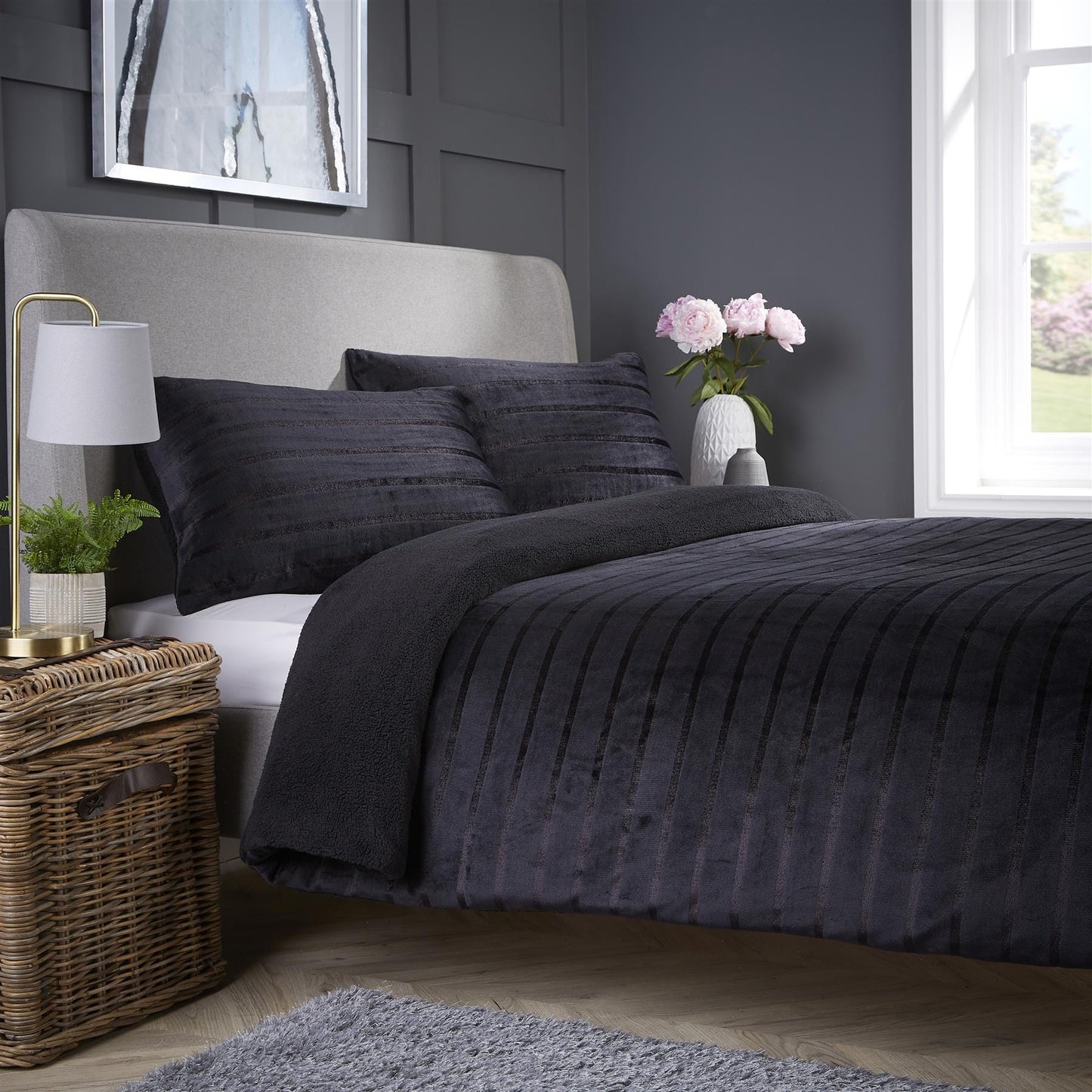 OLIVIA ROCCO Duvet Cover SINGLE / BLACK Stripe Reversible Teddy Duvet Set Wholesale Manchester UK