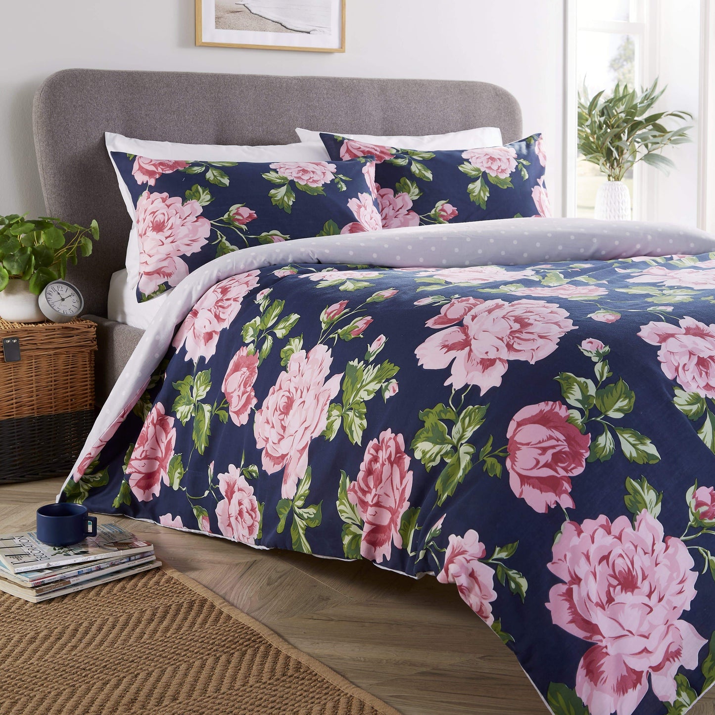 OLIVIA ROCCO Duvet Cover SINGLE / NAVY Bloom Duvet Set Wholesale Manchester UK