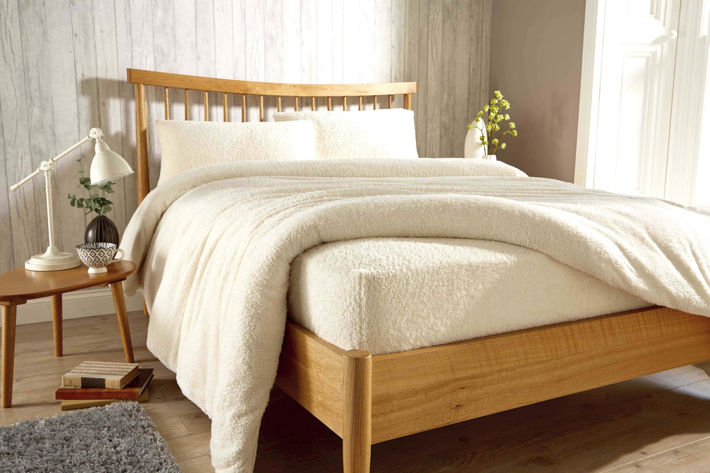 OLIVIA ROCCO Fitted Sheet SINGLE / CREAM Original Teddy Fitted Sheet Wholesale Manchester UK