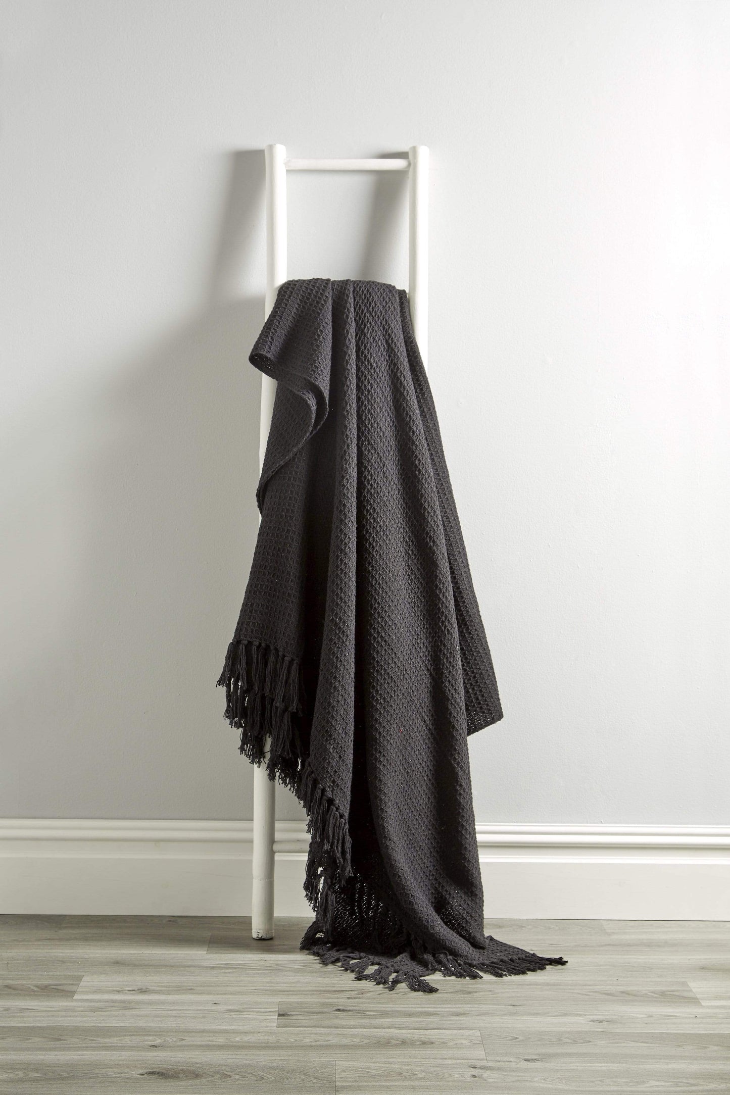 OLIVIA ROCCO Throw 127 x 152 cm / BLACK Lisbon Pure Cotton Honeycomb Throw Wholesale Manchester UK