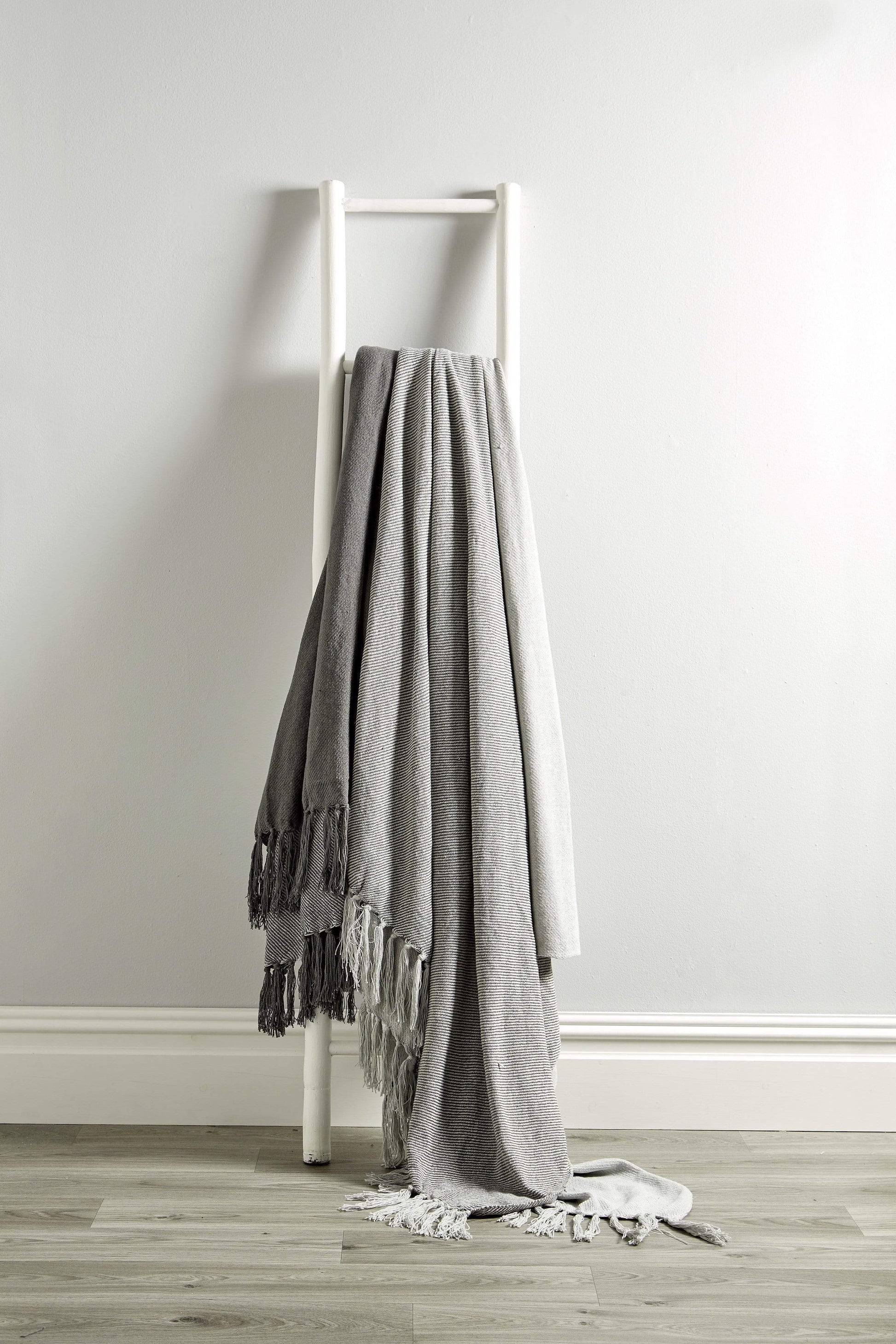 OLIVIA ROCCO Throw 127 x 152 cm / GREY Check Pure Cotton Throw Wholesale Manchester UK