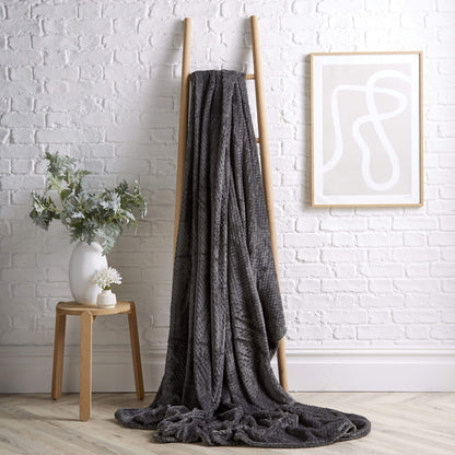 OLIVIA ROCCO Throw 150 x 200 cm / CHARCOAL Cloud Honeycomb Throw Wholesale Manchester UK