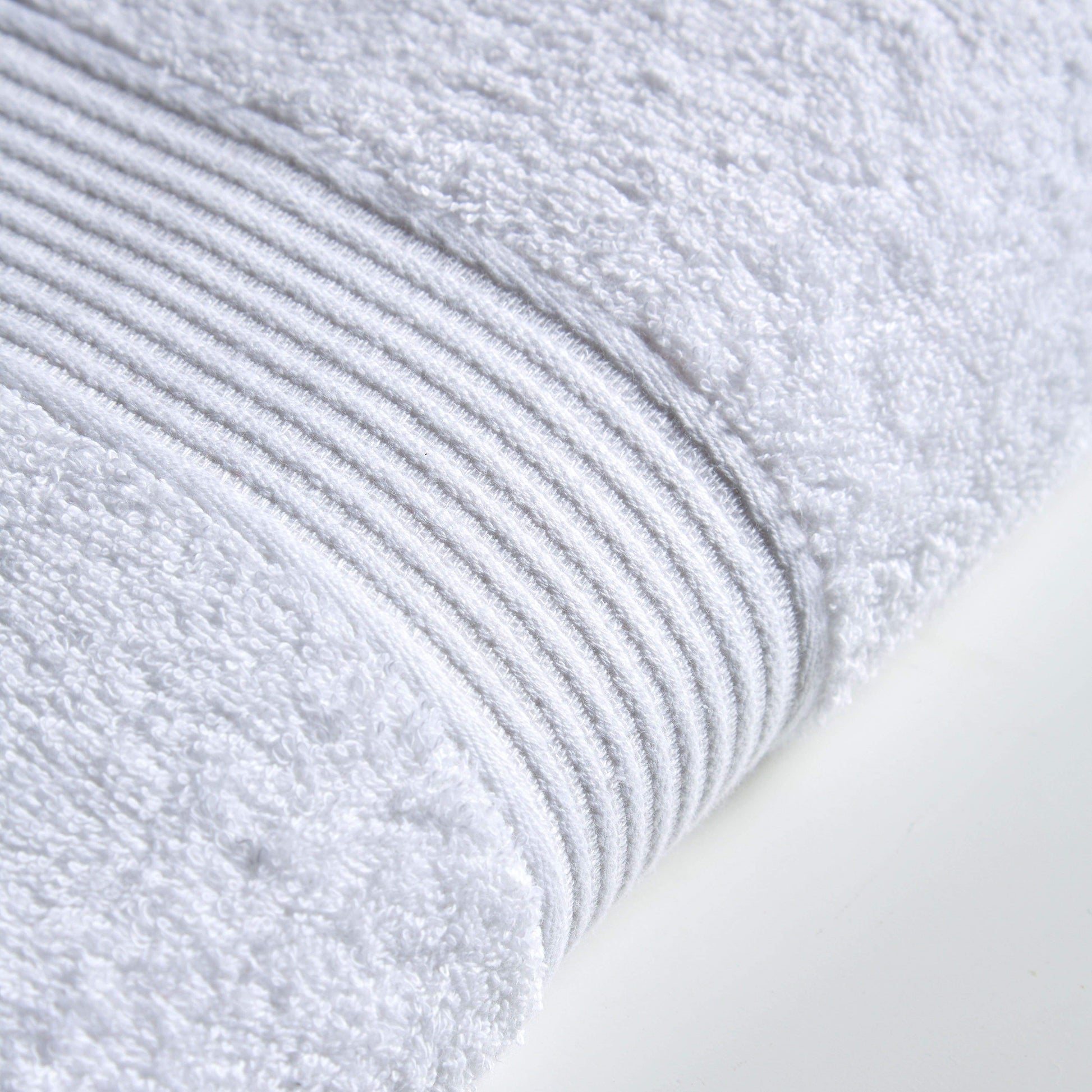 OLIVIA ROCCO Towel FACE CLOTHS / WHITE Home Collection 500GSM Towel Wholesale Manchester UK