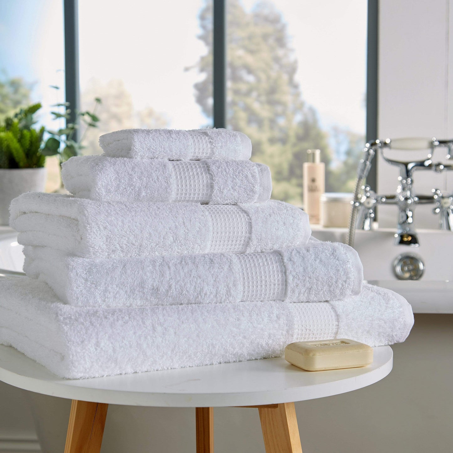 OLIVIA ROCCO Towel Luxe Collection 700GSM Towel Wholesale Manchester UK